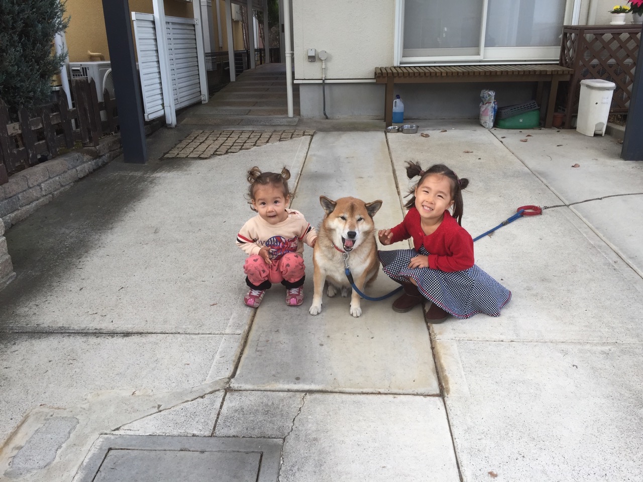 Yurika und Shinobu mit Taro
